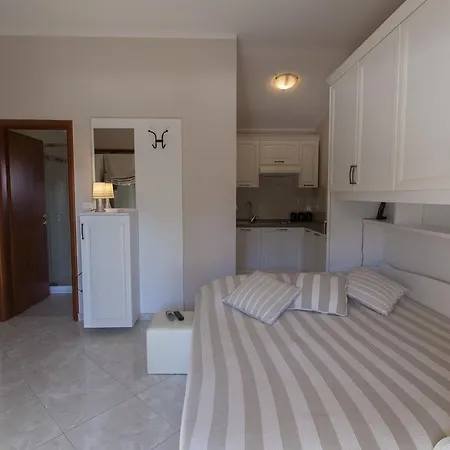Guest house Navetta 4*